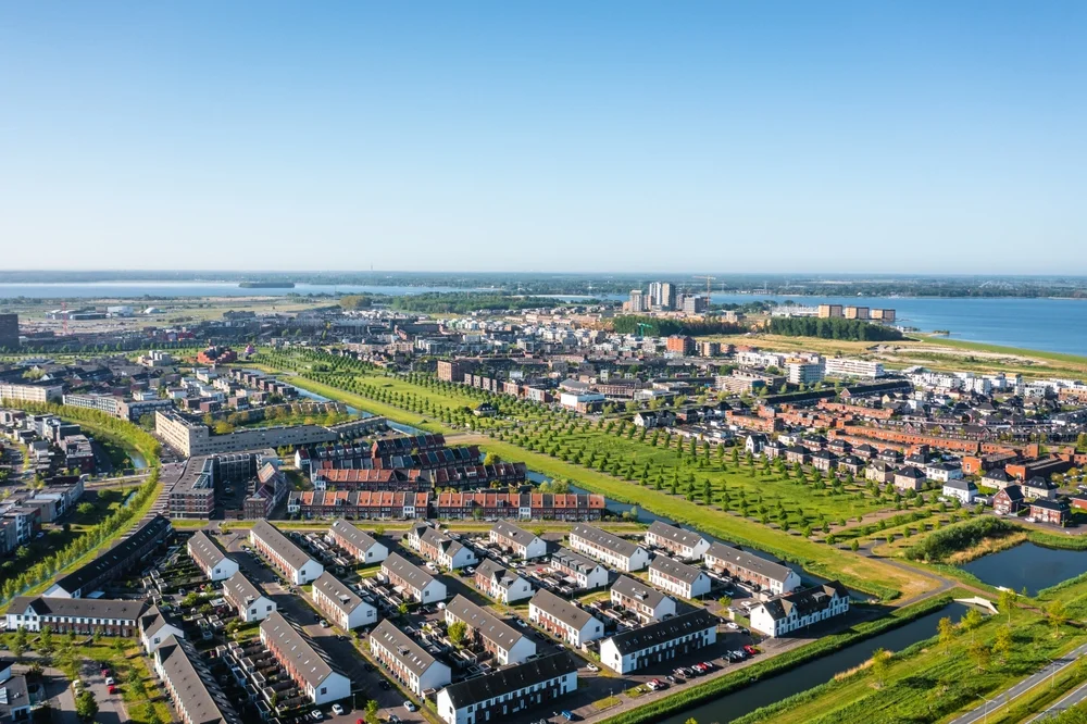 Dit is een foto van het werkgebied in Groningen waar Glasvezelbehang Groningen werkzaam is.